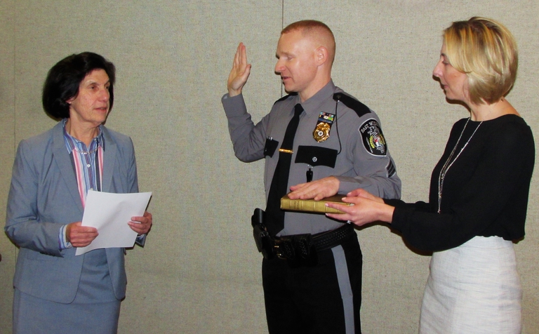 Police Officer Swearing In 2.jpg